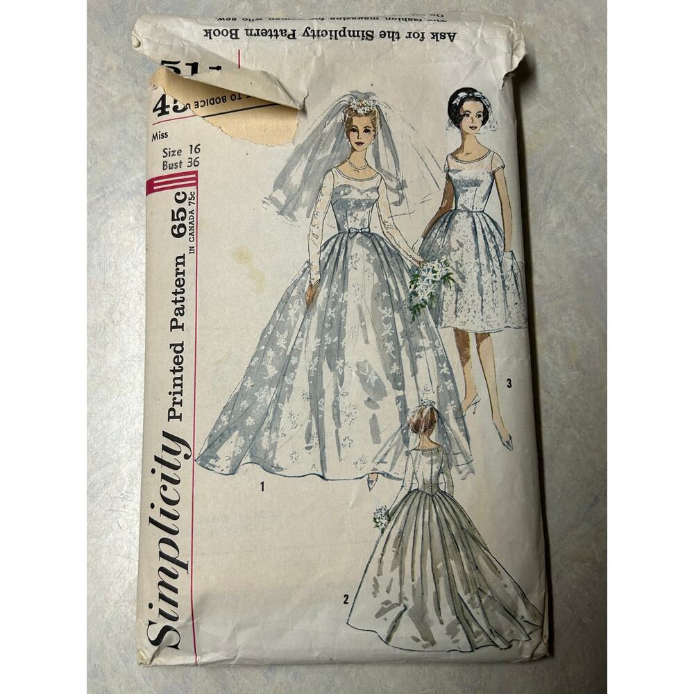 Vintage 1962 Simplicity‎ Pattern #4511 Short or Long Wedding Gown Size 16